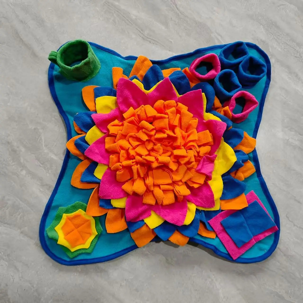 Pet Sniffing Enrichment Mat